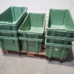 8 green bins